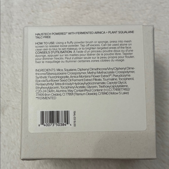 Haus Labs by Lady Gaga Bio-Blurring Loose Setting Powder Shade - Golden - Picture 4 of 5